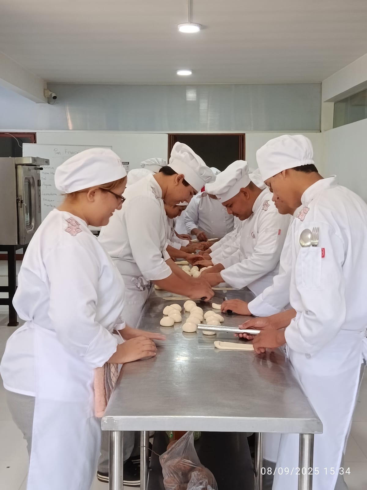 CHEF SCHOOL